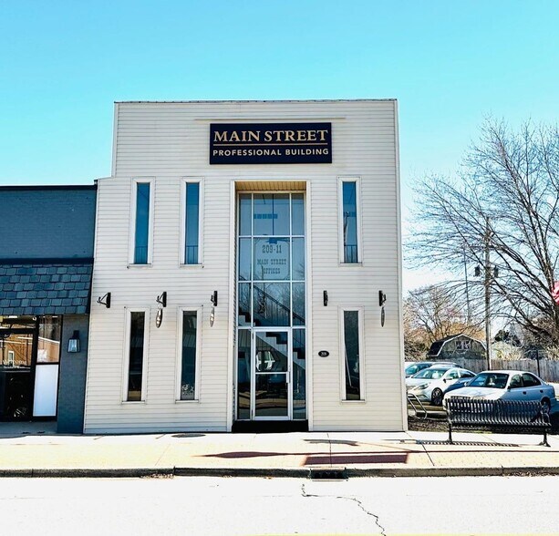 Primary Photo Of 209-211 S Main St, Kouts Office For Lease