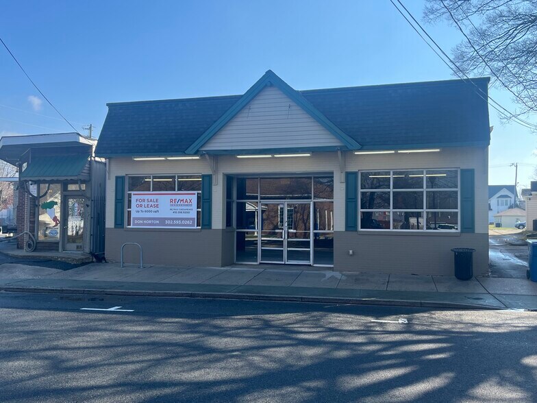 More Photos Of 6 S Main St, North East Freestanding For Sale