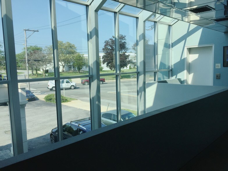 More Photos Of 217 Merrick Rd, Amityville Office For Sale