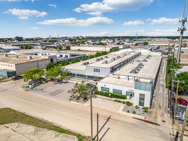 More Photos Of 201 N Rupert St, Fort Worth Office For Lease