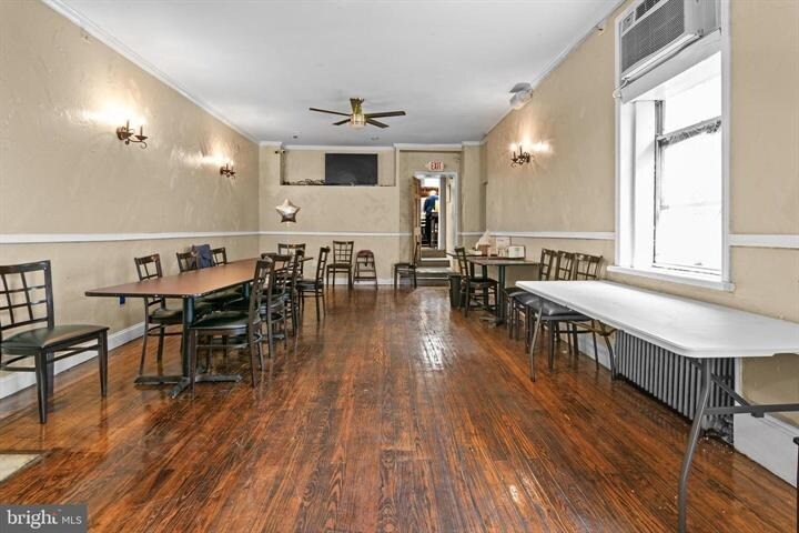 More Photos Of 2112 Fleet St, Baltimore Bar For Sale