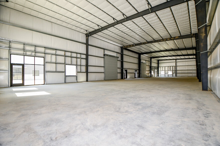 More Photos Of 5713 13th St, Katy Unknown For Lease