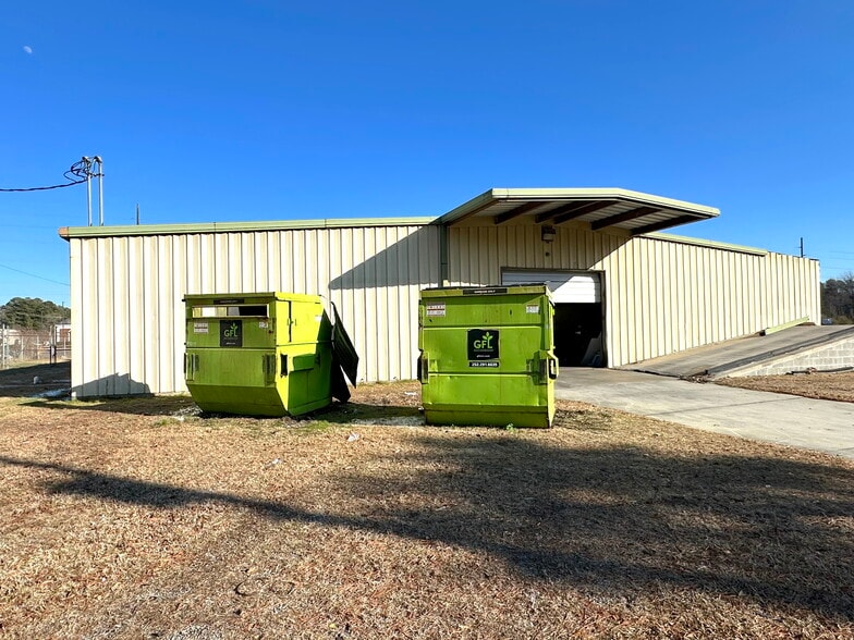 More Photos Of 130 S Fairview Rd, Rocky Mount Flex For Sale