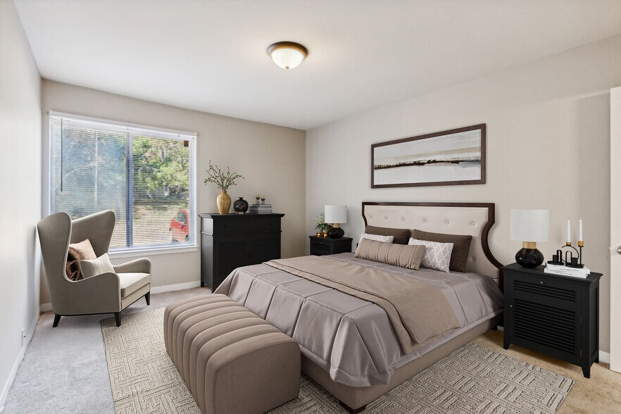 More Photos Of 1001 W 9th St, Russellville Apartments For Sale