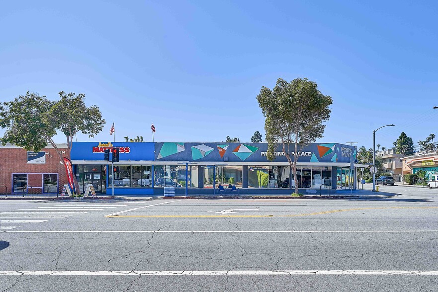 Primary Photo Of 2300 Lincoln Blvd, Santa Monica General Retail For Sale