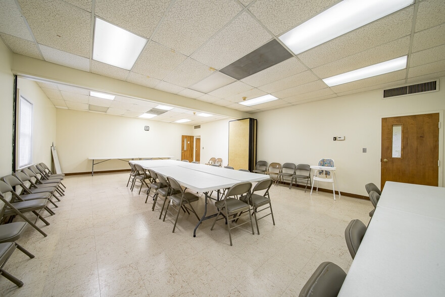 More Photos Of 4323 Primrose Rd, Columbus Religious Facility For Sale