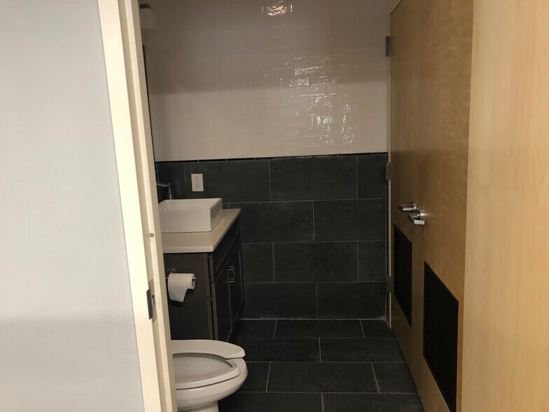 More Photos Of 150 River Rd, Montville Office For Sale