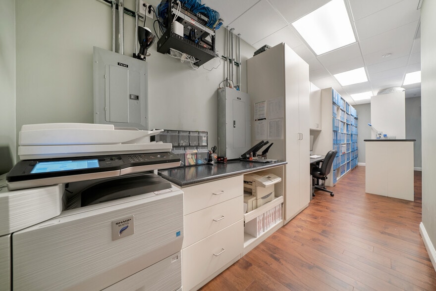 More Photos Of 6B Liberty, Aliso Viejo Office For Sale