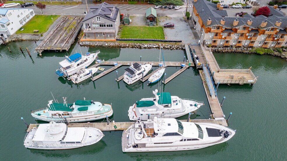 More Photos Of 317 N 1st St, La Conner Land For Sale