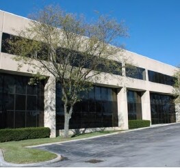 More Photos Of 8700 State Line Rd, Leawood Office For Lease