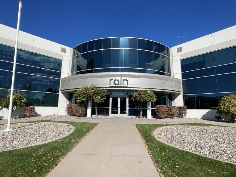 More Photos Of 1365 W Business Park Dr, Orem Office For Lease
