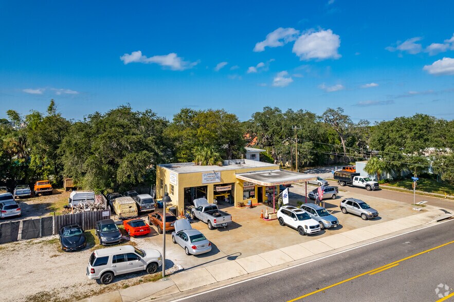 More Photos Of 1216 N Fort Harrison Ave, Clearwater Freestanding For Sale