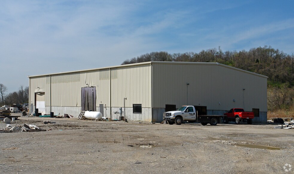 Primary Photo Of 11111 Guard Ln, North Bend Manufacturing For Sale