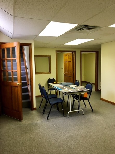 More Photos Of 160 Dover Rd, Chichester Medical For Lease