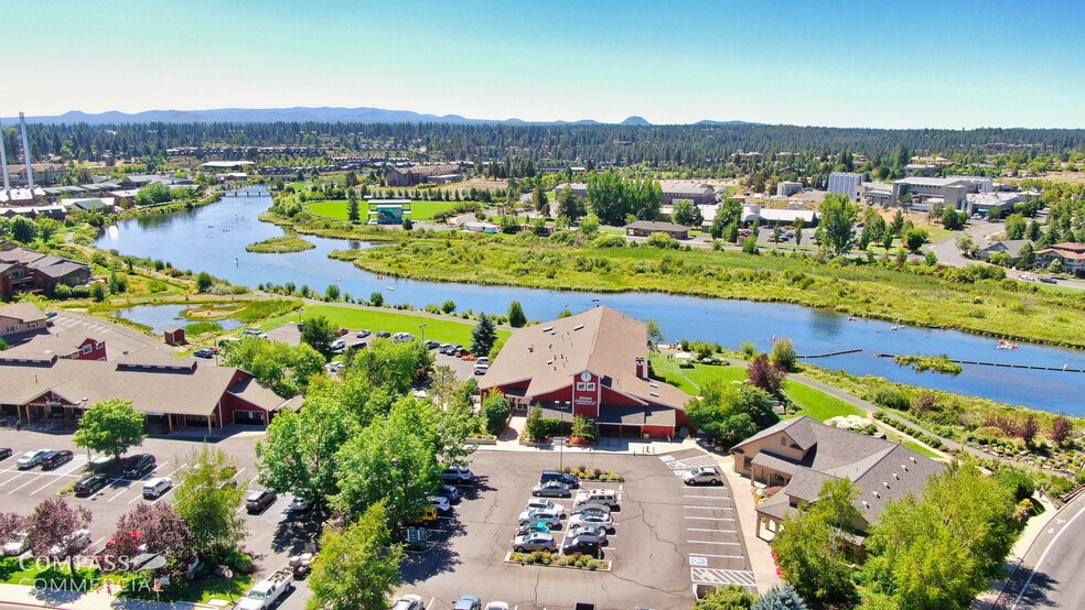 More Photos Of 805 SW Industrial Way, Bend Loft Creative Space For Lease