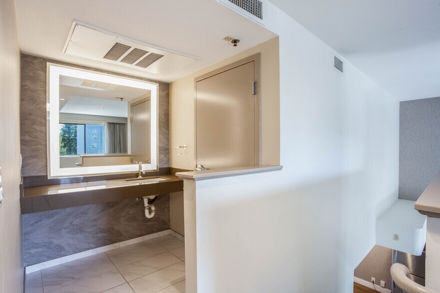 More Photos Of 11260 Point East Dr, Rancho Cordova Apartments For Sale