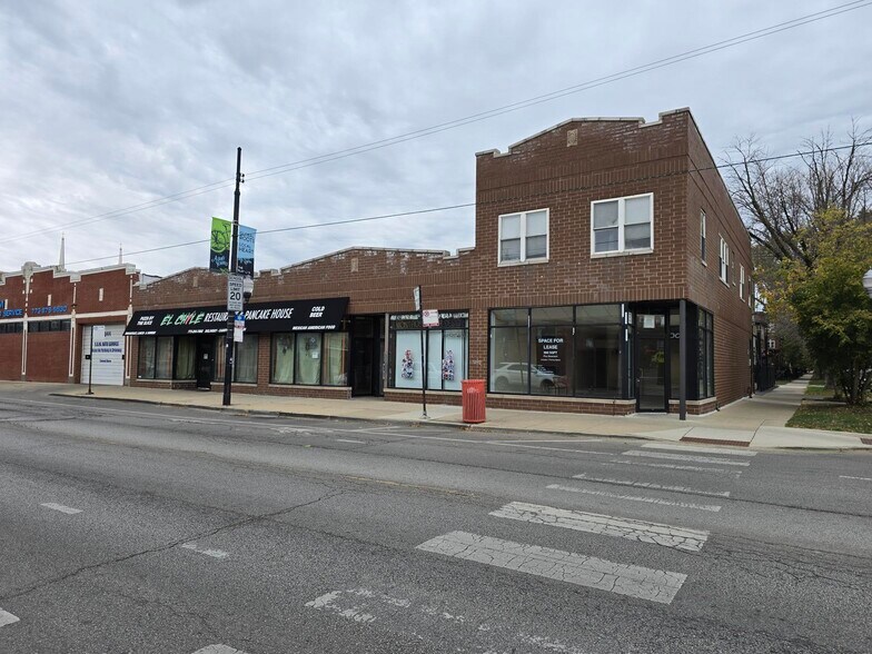 More Photos Of 3034-3040 W Montrose Ave, Chicago Multifamily For Sale