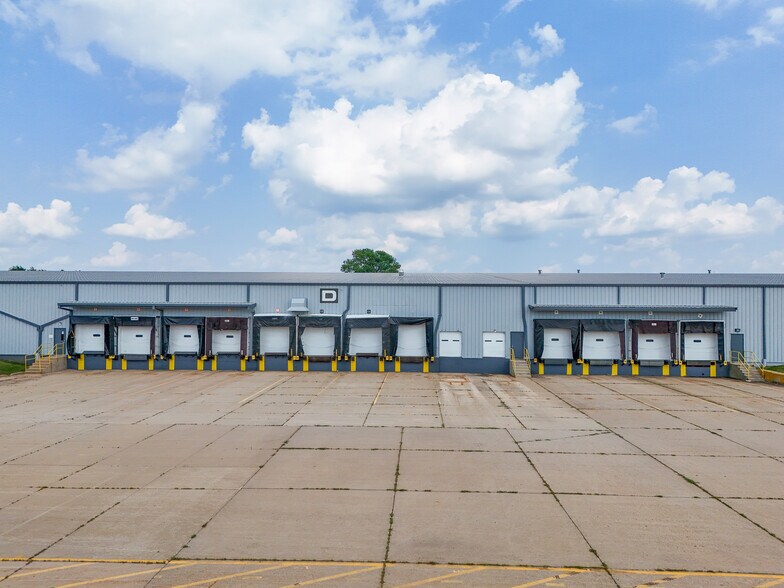 More Photos Of 2314 Wilkens Dr, Chillicothe Unknown For Lease