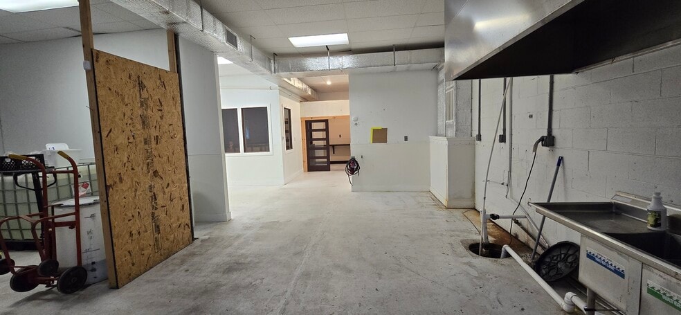 More Photos Of 371 S Route 47, Cape May Court House Warehouse For Lease