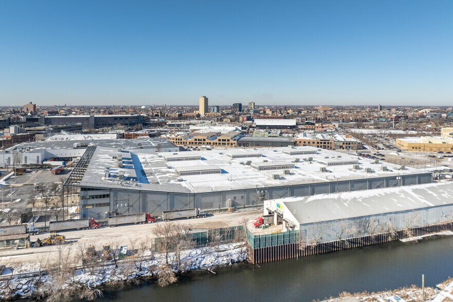 More Photos Of 1333 N Hickory Ave, Chicago Distribution For Lease