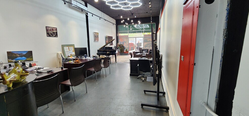 More Photos Of 6623 San Fernando Rd, Glendale Storefront Retail Office For Sale