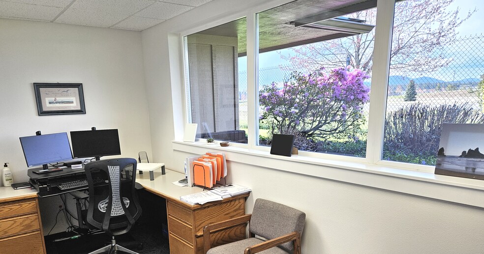 More Photos Of 1311 W Northwood Center Ct, Coeur d'Alene Medical For Sale