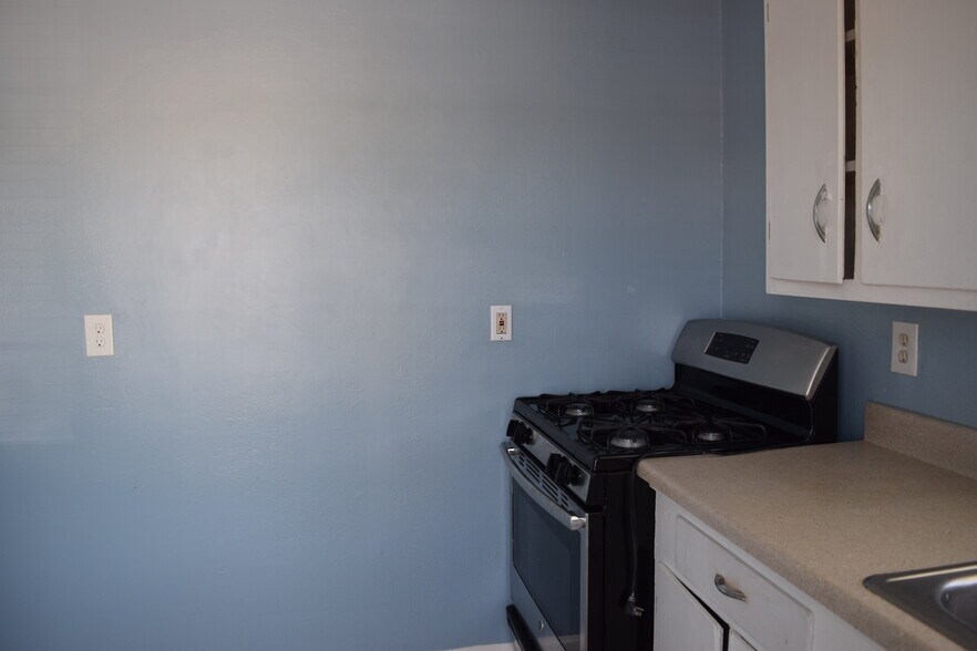 More Photos Of 904 Beverly Ave, Pasadena Apartments For Sale