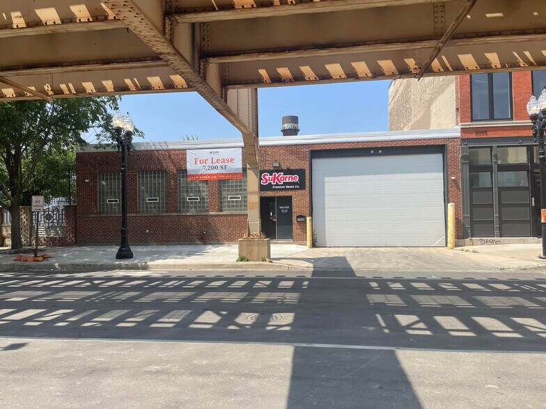 More Photos Of 2046 W Lake St, Chicago Warehouse For Lease