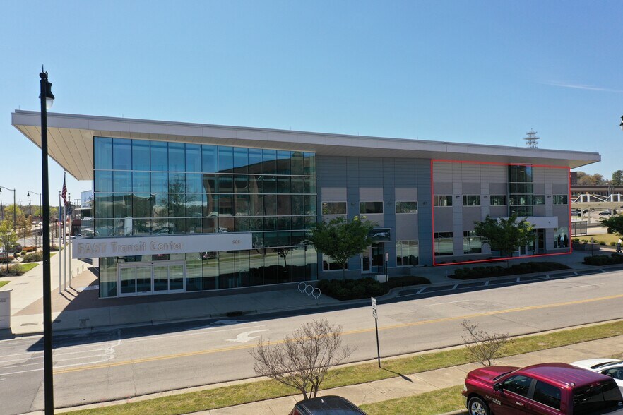 More Photos Of 505 Franklin St, Fayetteville Specialty For Lease