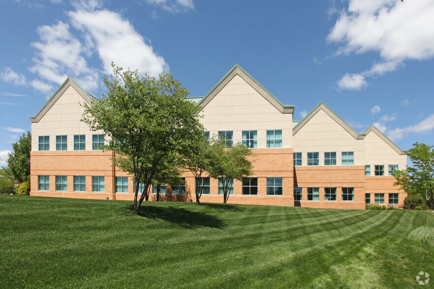 More Photos Of 8075 Creekside Dr, Portage Medical For Lease