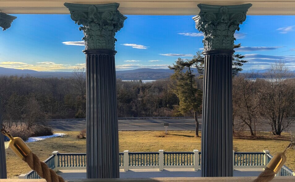 More Photos Of 10 Old Route 9, Staatsburg Hotel For Sale