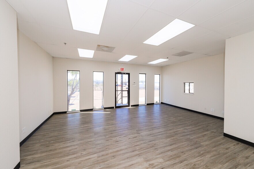 More Photos Of 14415 Import Rd, Laredo Warehouse For Lease