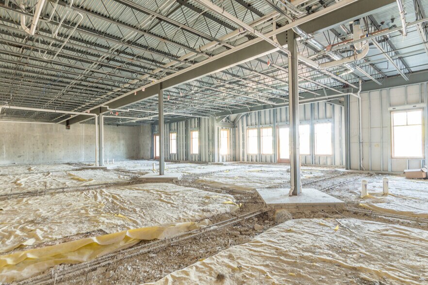 More Photos Of 415 S School St, Boerne Office For Lease