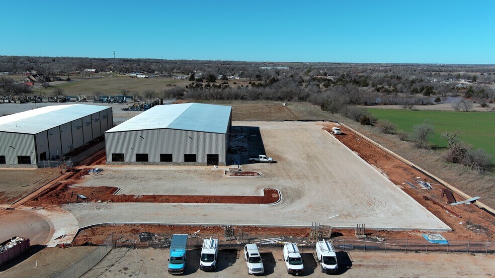 More Photos Of 7417 SW 67th St, Oklahoma City Warehouse For Sale