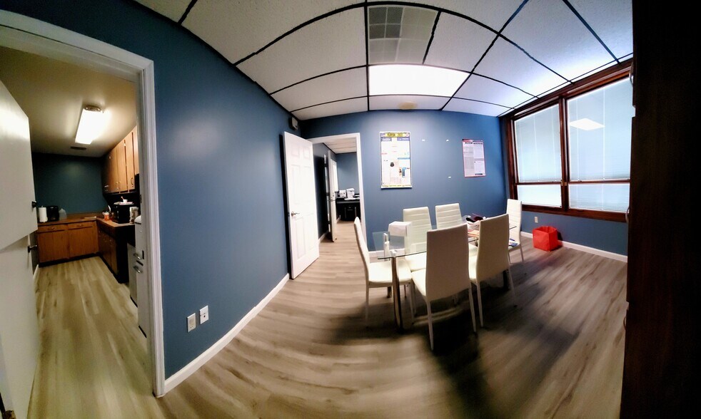 More Photos Of 1403 Medical Plaza Dr, Sanford Medical For Sale