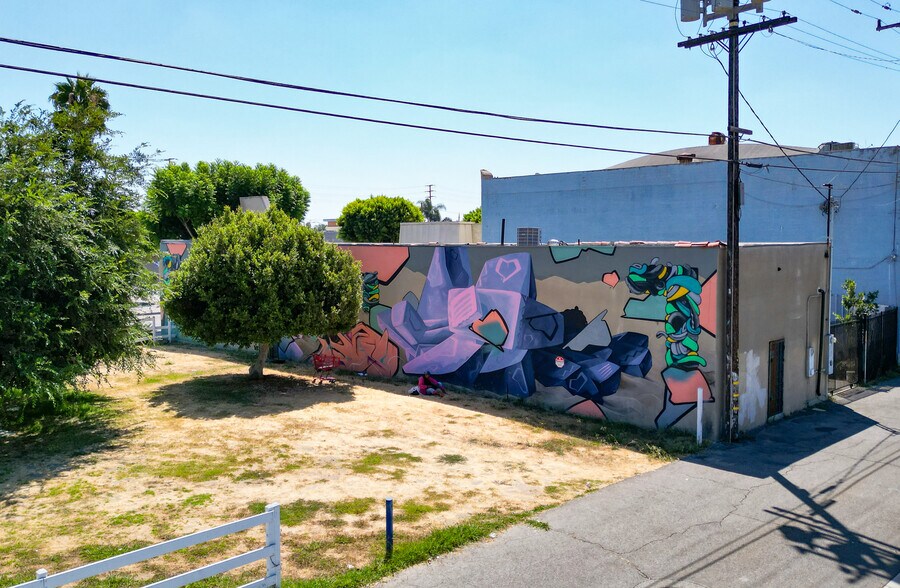 More Photos Of 123 N Long Beach Blvd, Compton Storefront Retail Office For Sale