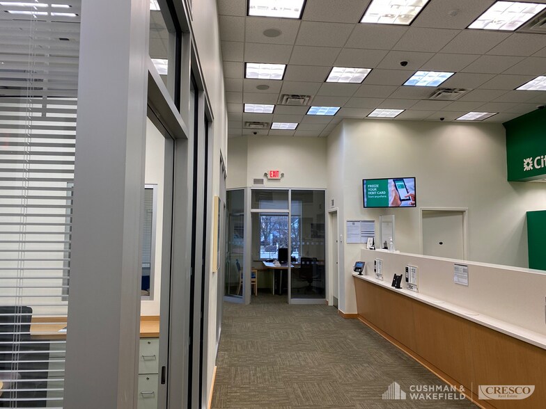 More Photos Of 22591 Lorain Rd, Fairview Park Bank For Lease