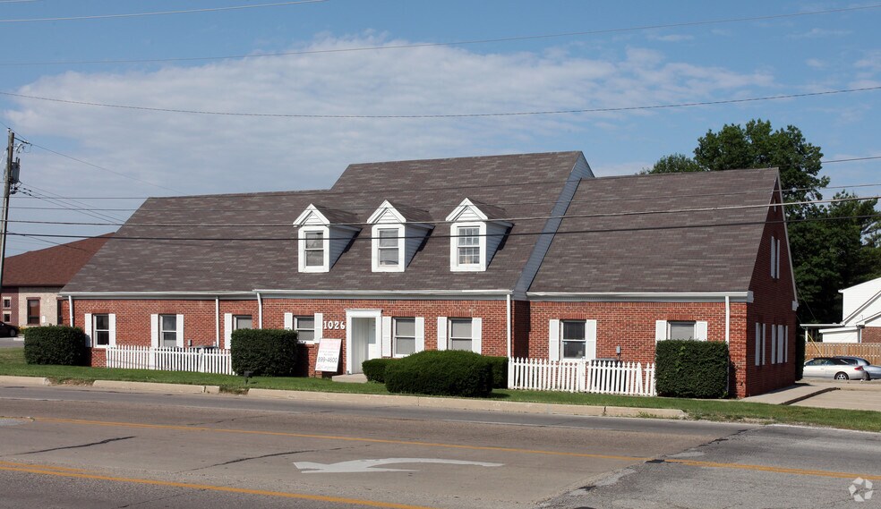 Primary Photo Of 1026 N Mitthoeffer Rd, Indianapolis Office For Sale