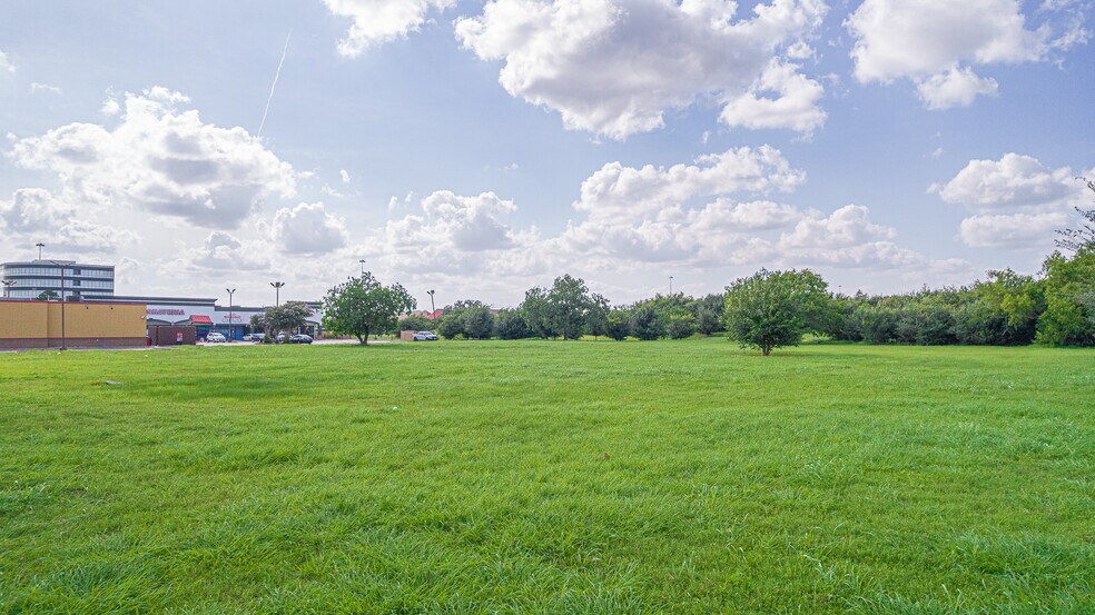 More Photos Of 10108 Bissonnet St, Houston Land For Sale