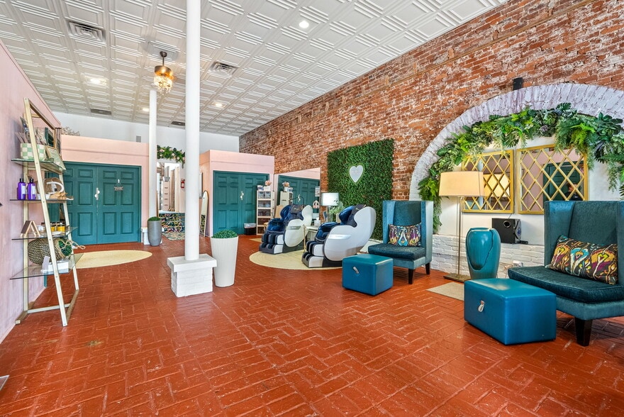 More Photos Of , Hogansville Unknown For Sale