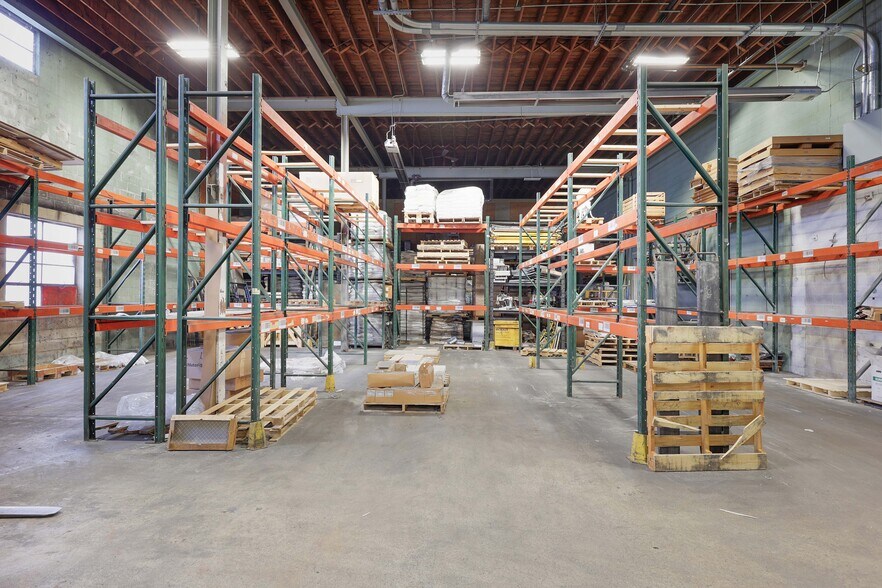 More Photos Of 472 E Westfield Ave, Roselle Park Light Manufacturing For Lease