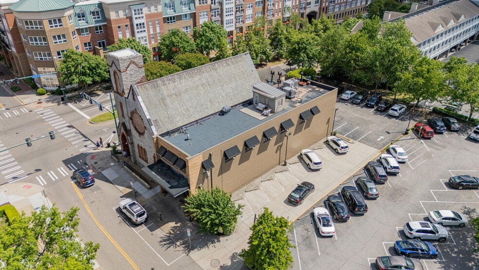 More Photos Of 211 W Freemason St, Norfolk Office Residential For Sale