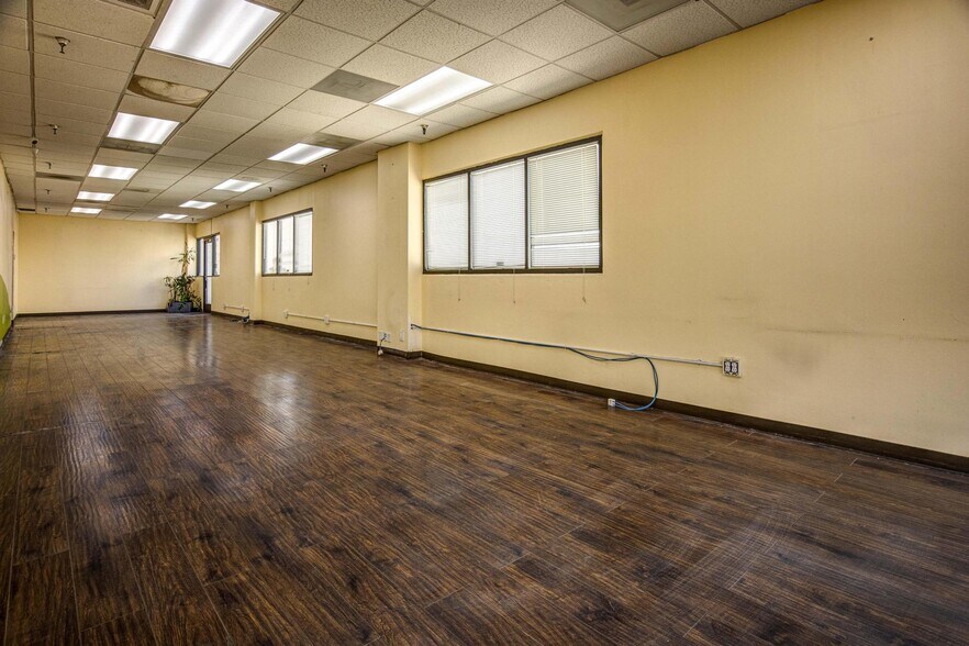 More Photos Of 6820-6830 E Washington Blvd, Commerce Refrigeration Cold Storage For Lease