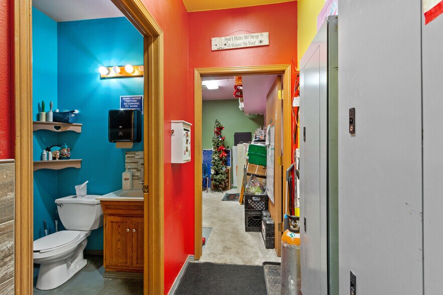 More Photos Of 784 State Highway 73 S, Nekoosa Restaurant For Sale