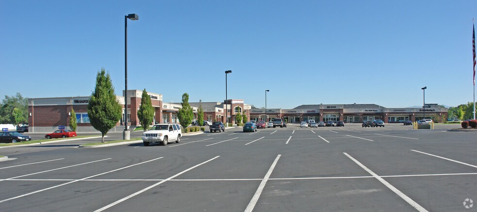 More Photos Of 8912-8946 S State St, Sandy Unknown For Lease