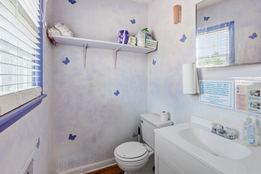 More Photos Of 101 Beeler Ave, Hamlet Daycare Center For Sale