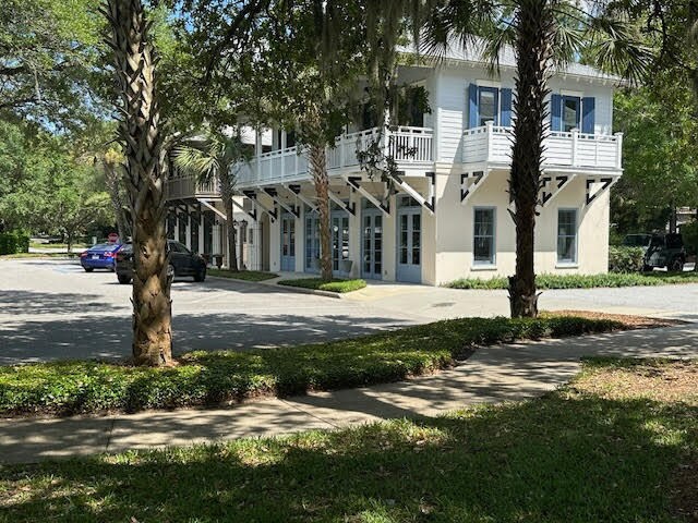 More Photos Of 12 Celadon Dr, Beaufort Storefront Retail Office For Sale