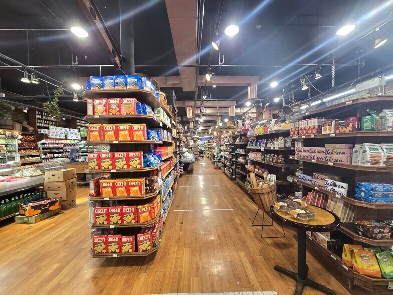 More Photos Of 226-228 Washington St, Hoboken Storefront For Sale
