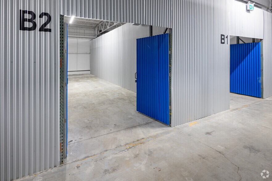 More Photos Of 724 Caledonia Rd, Toronto Warehouse For Lease