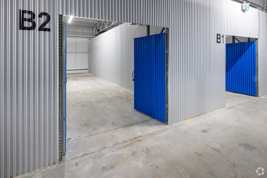 More Photos Of 724 Caledonia Rd, Toronto Warehouse For Lease